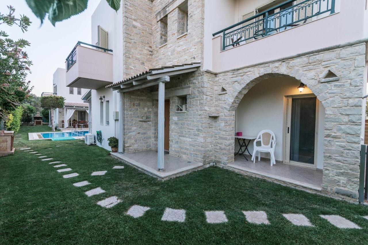 פיטסידיה Villa Eleni מראה חיצוני תמונה