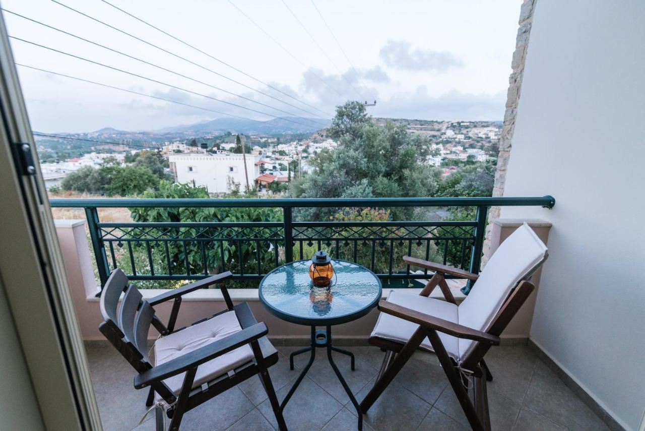 פיטסידיה Villa Eleni מראה חיצוני תמונה